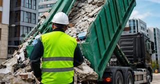 Вывоз строительного мусора в Гулькевичах: услуги лицензированной компании — ПроМусор